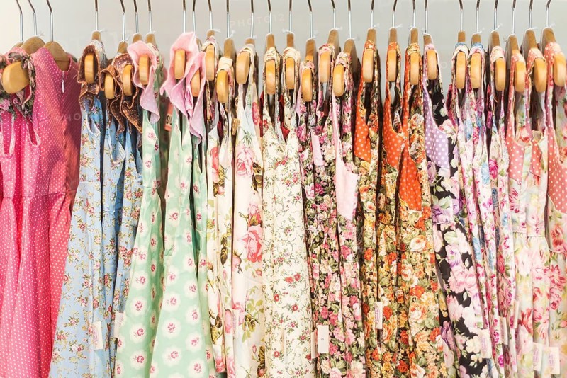 Floral pattern young girl dresses in children wear fashion shop