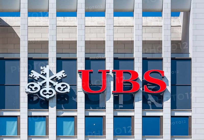 Building with company logo of the Swiss bank UBS, Frankfurt am Main, Hesse, Germany, Europe
