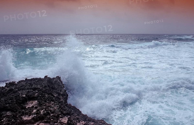 Storm on the coast, Netherlands Antilles, Bonaire, Caribbean, Caribbean Sea, Washington Slagbaai National Park, Playa Chikitu