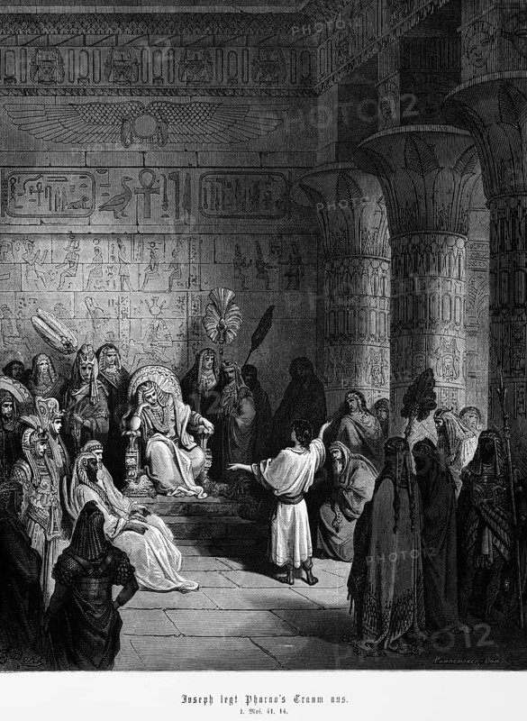 Bible, Joseph interprets Pharaoh's dream. Genesis 1, 41, 14, Moses, Old Testament, Genesis, Egypt, palace, throne room, pillars, dream interpretation, interpretation, hieroglyphics, many courtiers, listening, thoughtful, historical illustration 1885, Africa