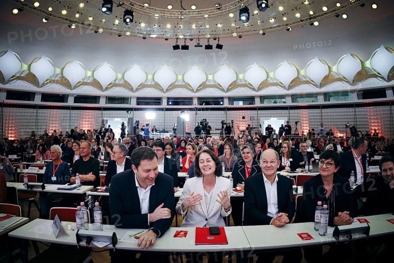 Federal Chancellor Olaf Scholz, Katarina Barley and Lars Klingbeil recorded at the European Delegates' Conference of the German Social Democratic Party in Berlin, 28 January 2024