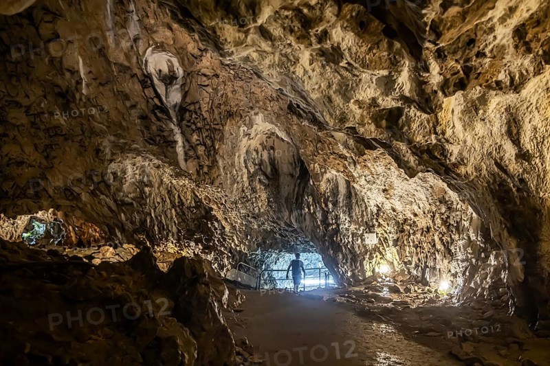 The Hohle Stein cave in the Swabian Alb. Ice age cave in the Achtal valley, site of important archaeological excavations from the Aurignacian period. The most important find is the Venus from the Hohle Stein. The first work of art in human history to depict a human figure. Schelklingen, Baden-Württemberg, Germany, Europe