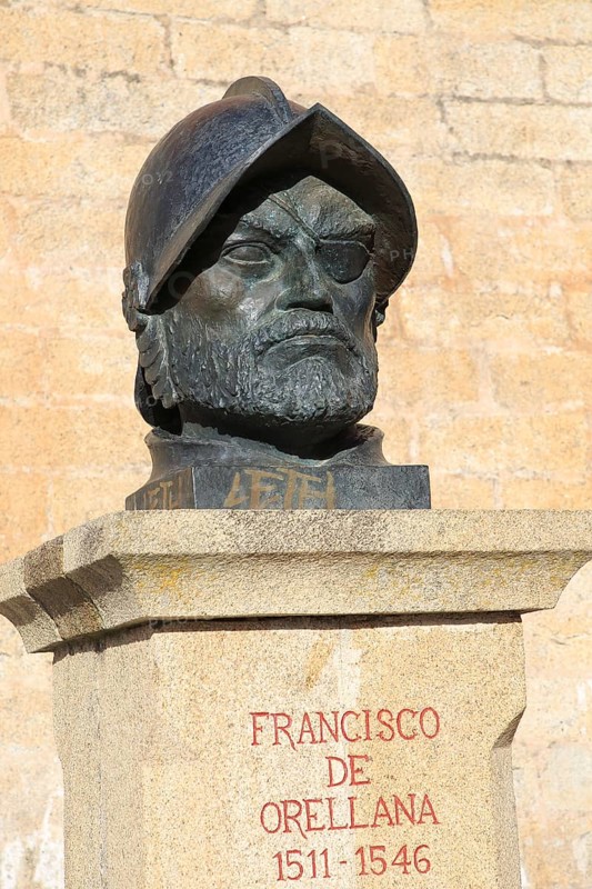 Bust sculpture Amazonian explorer Francisco de Orellana, 1511-1546, Trujillo, Caceres province, Extremadura, Spain, Europe
