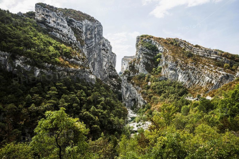 Verdon Gorge, Gorges du Verdon, Verdon Regional nature park Park, Provence, Provence-Alpes-Cote-d'Azur, South of France, France, Europe