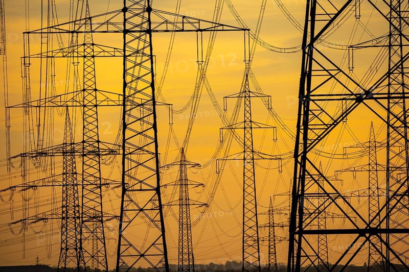 Extra-high-voltage lines, 380 KV, power line, the electricity comes from the Rhenish lignite mining area, at the Neurath power station, near Grevenbroich, Germany, Europe