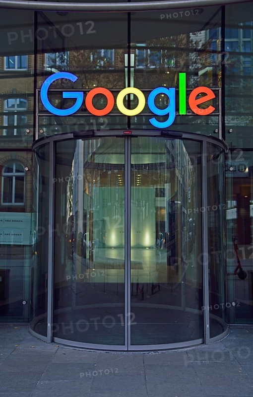 Europe, Germany, Hamburg, Google headquarters, entrance, neon sign, Europe