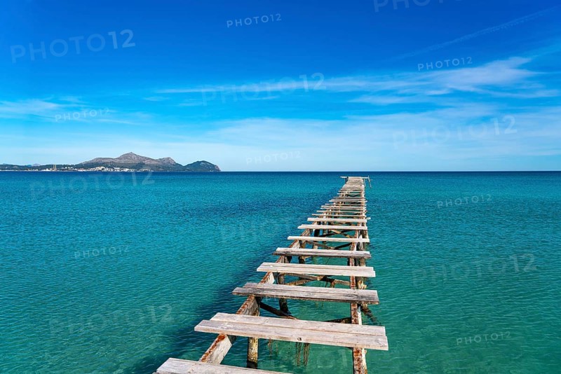 Bay of Alcudia, Platja de Muro, Muro beach, wooden walkway, Majorca, Balearic Islands, Spain, Europe