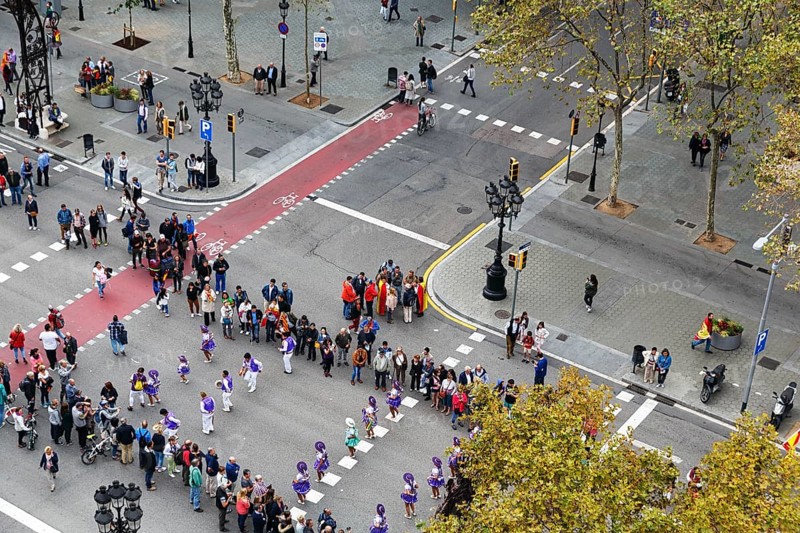 Crowd, street parade, demonstration, Spanish bank holidays, 12 October 2016, Columbus Day, commemoration of the discovery of America, nationalism, view from above, Passeig de Gracia, Barcelona, Spain, Europe