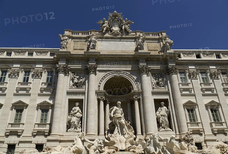 Palazzo Poli, also Palazzo Conti, Trevi Fountain, Fontana di Trevi, Rome, Italy, Europe