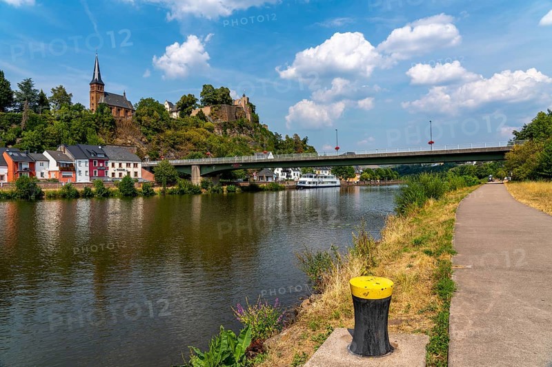 The town of Saarburg, on the Saar, castle, Protestant church, old town bridge, excursion boat, Rhineland-Palatinate, Germany, Europe