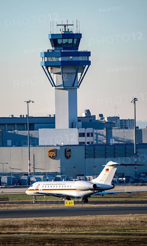 Bombardier BD-700 Global Express, 14+03, aircraft of the German Air Force, BMVG, landing at Cologne-Bonn Airport, North Rhine-Westphalia, Germany, Europe