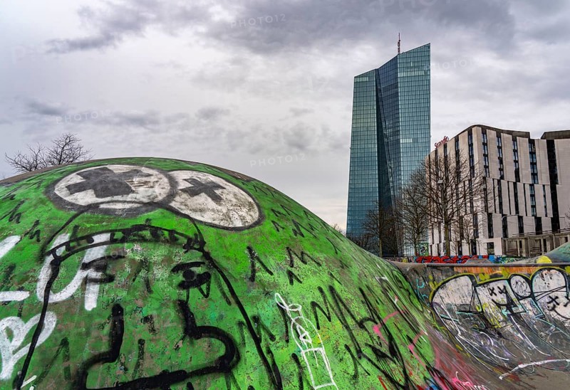 Building of the European Central Bank, ECB, skate park in the rain, at the Osthafen, at the Main in Frankfurt, Hesse, Germany, Europe