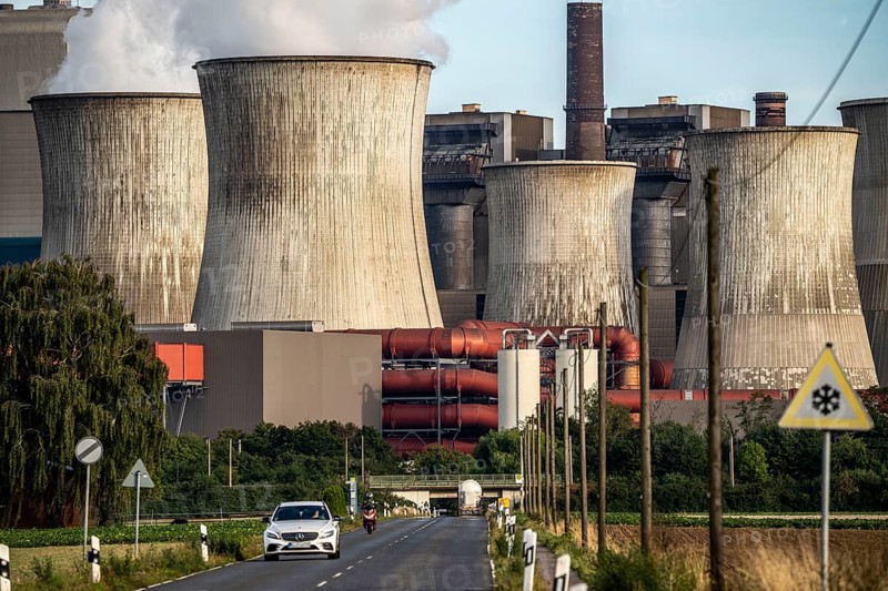 Lignite-fired power plant, RWE Power AG Niederaussem power plant, 2 units were shut down in 2020/21 and restarted in June 22 to replace gas-fired power plants in the 2022 energy crisis, North Rhine-Westphalia, Germany, Europe