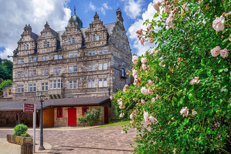East wing of Hämelschenburg Castle, Weser Renaissance castle, municipality of Emmerthal, Emmer, Emmental, Weserbergland, Lower Saxony, Germany, Europe