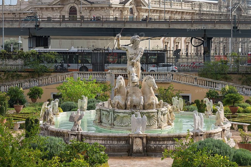 Fountain of Neptune around 1900, in the garden of the Villa del Principe, behind harbour with elevated road, Palazzo di Andrea Doria, Piazza dei Principe, Genoa. Italy