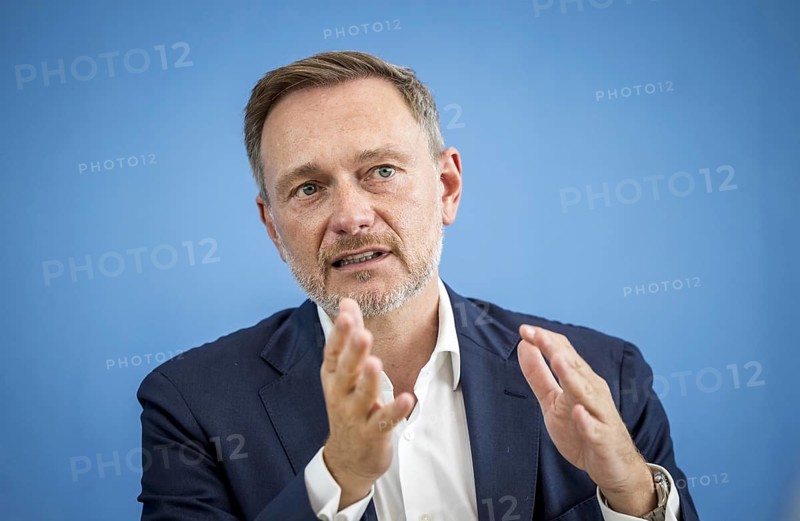 Presentation of the government draft for the 2025 federal budget at the Federal Press Conference with Christian Lindner (FDP), Federal Minister of Finance