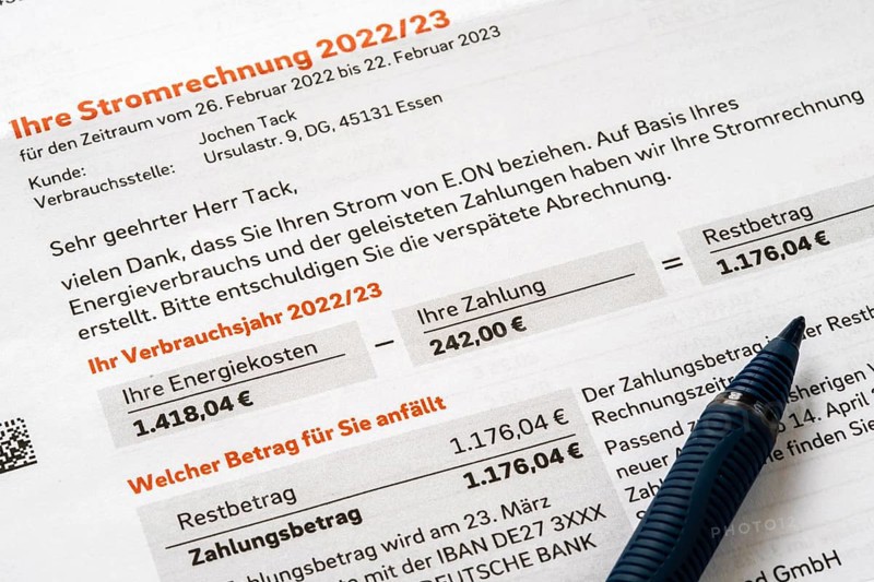 Symbolic image of electricity bill, billing of an electricity provider, additional payment due to increased energy costs and also consumption of electricity