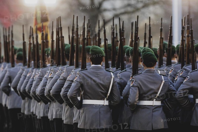 Soldiers from the Bundeswehr Guard Battalion, photographed during a reception with military honours in the courtyard of the Federal Chancellery in Berlin, 13.03.2024