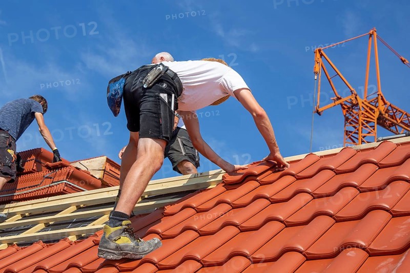 Roofing work, re-roofing of a tiled roof in the Palatinate