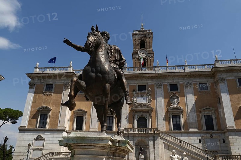 Senatorial Palace, Palazzo Senatorio with the equestrian statue of Marcus Aurelius, on the Capitol, Capitoline Hill in Rome, Rome City Hall, Rome, Italy, Europe