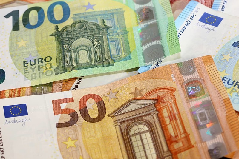 Euro notes (euro banknotes)