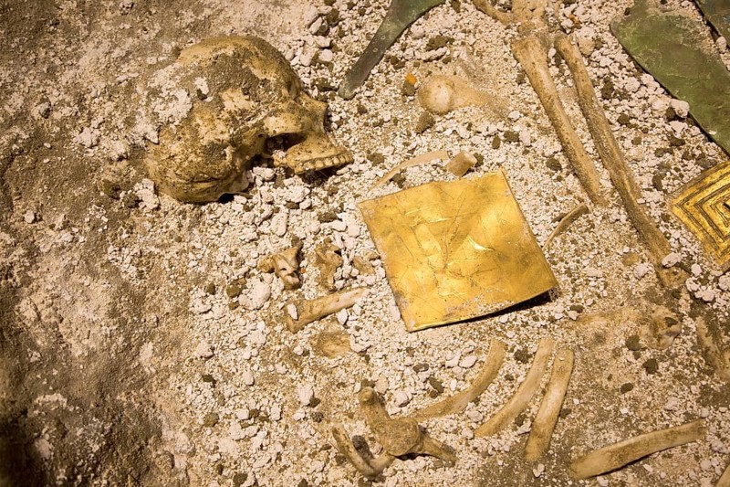 Reconstruction of the burial of the Bush Barrow Chieftain. With permission of Wiltshire Museum, Devizes, England, UK