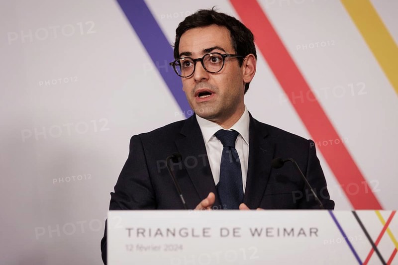 Annalena Bärbock (not pictured) (Bündnis 90/Die Grünen), Federal Foreign Minister, Stephane Sejourne, Minister for Europe and Foreign Affairs of the French Republic, and Radoslaw Sikorski (not pictured), Minister for Foreign Affairs of the Republic of Poland, at a joint press conference during the Weimar Triangle meeting at the Château de la Celle in La Celle-Saint-Cloud, 12 February 2024. Photographed on behalf of the Federal Foreign Office