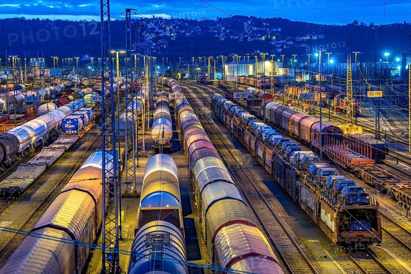 The Hagen-Vorhalle marshalling yard, one of the 9 largest in Germany, is located on the Wuppertal-Dortmund railway line and has 40 directional tracks on which goods trains are assembled, in the evening, North Rhine-Westphalia, Germany, Europe
