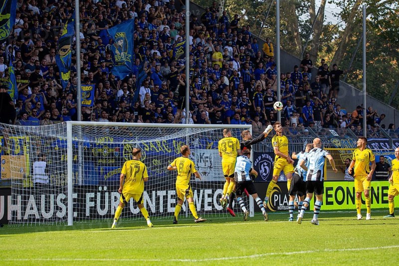 Football 3rd division, 2024/25 season, matchday 4: Waldhof Mannheim vs. 1 FC Saarbrücken