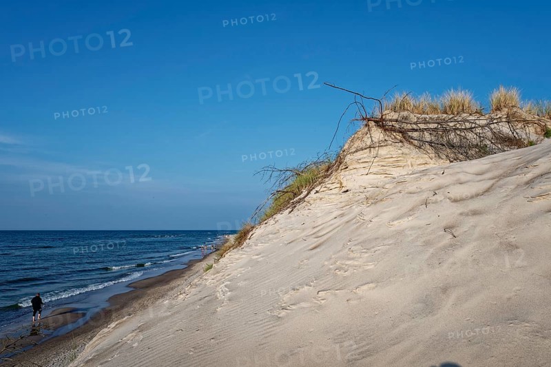 Sandy beach beach and dunes in the Slowinski National Park, Slowinski Park Narodowy, on the Baltic Sea coast in northern Poland. The area has been a UNESCO biosphere reserve since 1977. Rowy, Slupka, Pomerania, Poland, Europe