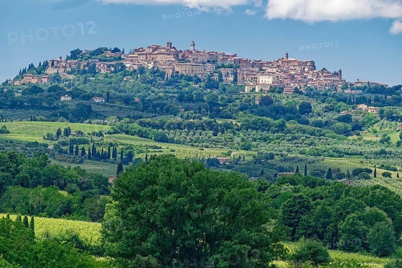 Panorama of Montepulciano. The town lies on a hill in the Val d'Orcia. Montepulciano, Tuscany, Italy, Southern Europe, Europe