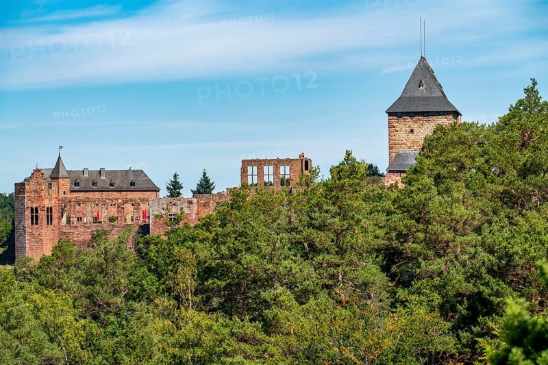 Nideggen Castle, above the Rur Valley, keep, Eifel, North Rhine-Westphalia, Germany, Europe