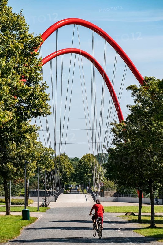 Nordsternpark, former Nordstern colliery site, Emscherpark cycle path, double arch bridge over the Rhine-Herne Canal in Gelsenkirchen, North Rhine-Westphalia, Germany, Europe