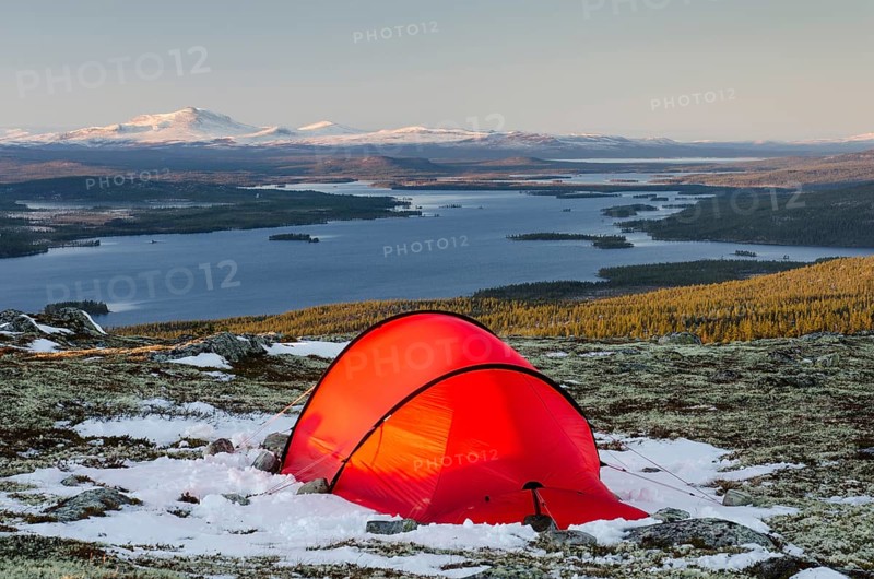 Tent in mountain landscape, Sarek National Park, World Heritage Laponia, Norrbotten, Lapland, Sweden, Sweden, Scandinavia, Europe