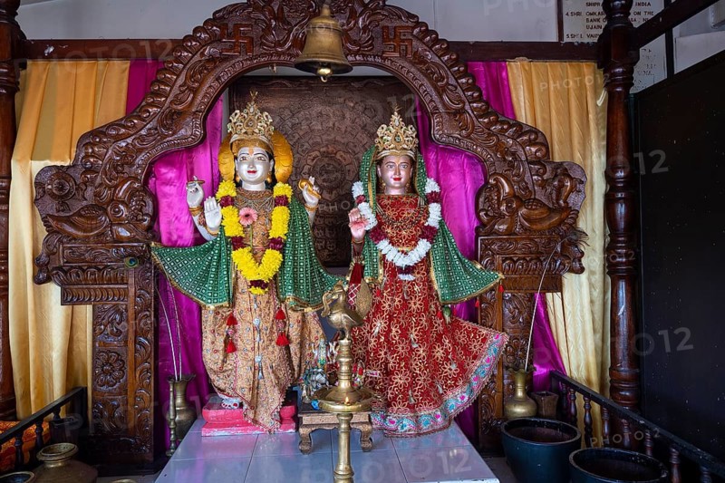 God, gods, indoor area, Hindu temple, sacred lake, Grand Bassin, Ganga Talao, Indian Ocean, island, Mauritius, Africa