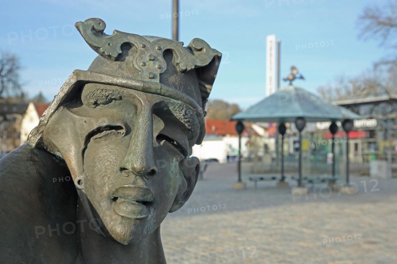 Sculpture Fountain Ansbachchantin by Jürgen Goertz, head, face, nose, mouth, abstract, modern art, bizarre, whimsical, black, bronze, Schlossplatz, Promenade, Ansbach, Middle Franconia, Franconia, Bavaria, Germany, Europe