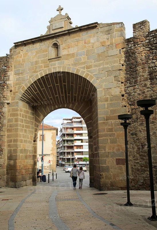 City walls gateway looking out to modern city, Plasencia, Caceres province, Extremadura, Spain, Europe