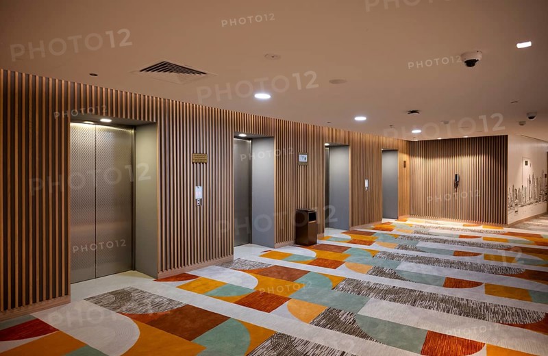 Interior view corridor, lift, lifts, Hotel NH Collection The Palm Jumeirah, Dubai, United Arab Emirates, VAR, Asia