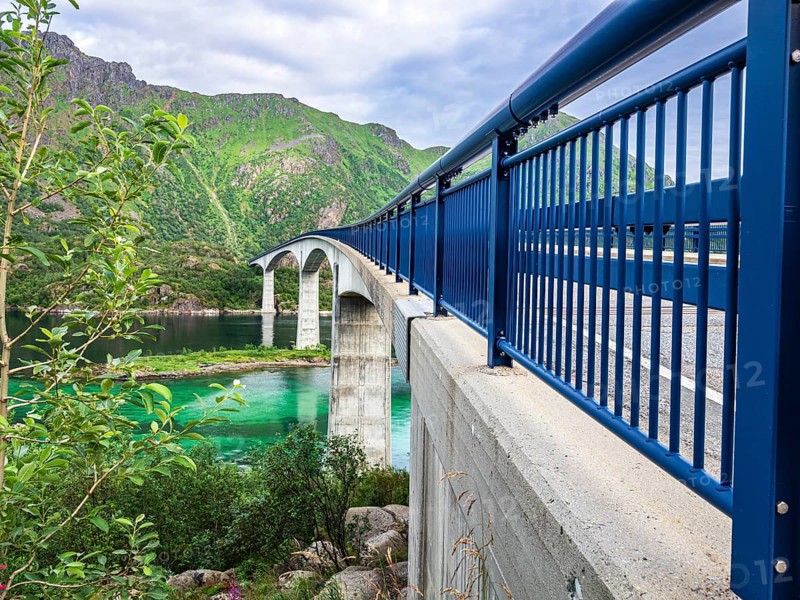 Concrete bridge spanning the Raftsund, Raftsundbrua, view from Austvågøy island towards the mountains of Hinnøya island, Raftsund, Norway, Europe