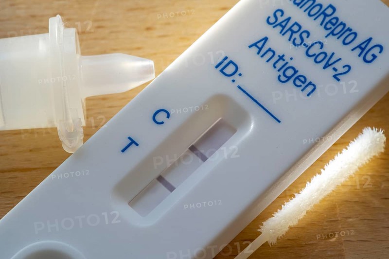 Positive corona antigen rapid test, lay test, self-test, for the detection of SARS-CoV-2 infection, test result positive