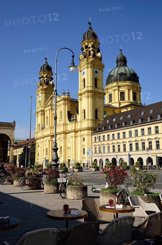 Europe, Germany, Bavaria, Munich, Odeonsplatz, Theatine Church, St Cajetan, founder of the Theatine Order, built 1663 to 1768, Baroque, Cafetian, Hamburg, Hamburg, Federal Republic of Germany, Europe