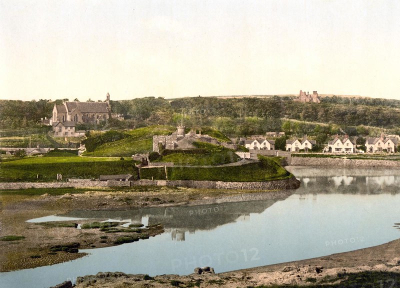 Castle and church of Bude, village on the north coast of the county of Cornwall near the border with the county of Devon in south-west England, Historical, c. 1900, digitally restored reproduction after an original from the 19th century