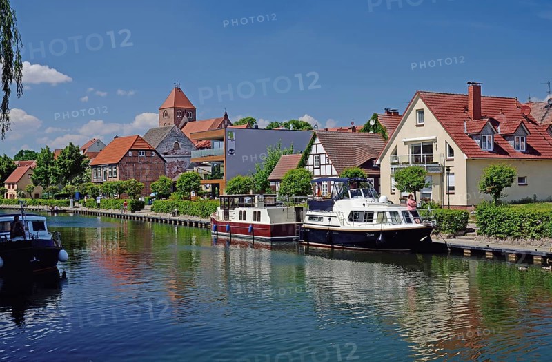 Europe, Germany, Mecklenburg-Western Pomerania, Plau am See, Lake Plau, Elde-Müritz waterway, living by the water, Plau am See, Mecklenburg-Western Pomerania, Germany, Europe