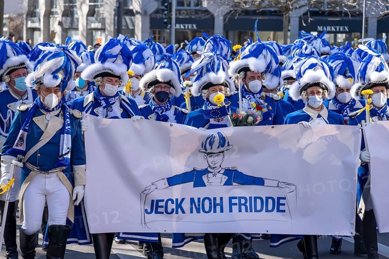 Peace demonstration against the war in Ukraine, instead of the Rose Monday parade in Cologne, with over 250, 000 participants, in the city centre, with many carnivalists, North Rhine-Westphalia, Germany, Europe
