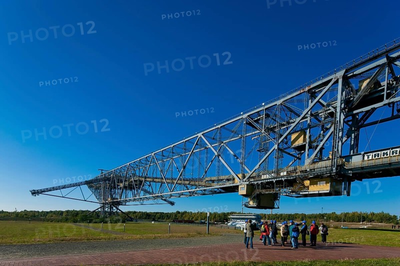 The F60 overburden conveyor bridge visitor mine is located on Bergheider See near the village of Lichterfeld in the district of Elbe-Elster in southern Brandenburg. The F60 overburden conveyor bridge on display here was used from 1991 to 1992 in the Klettwitz-Nord open-cast lignite mine near Klettwitz
