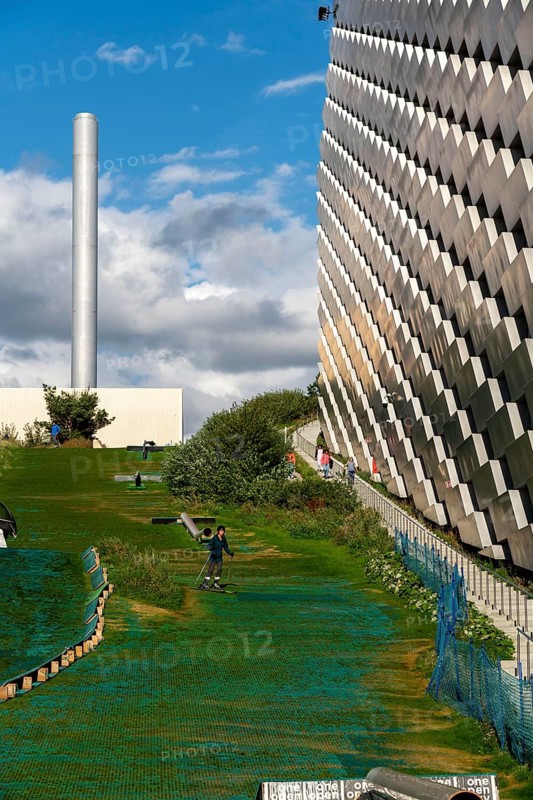 CopenHill, waste incineration plant and artificial ski slope, skiing with a view of the ski lift, 90 metres high and 400 metres long slope on artificial turf, Copenhagen, Denmark, Europe
