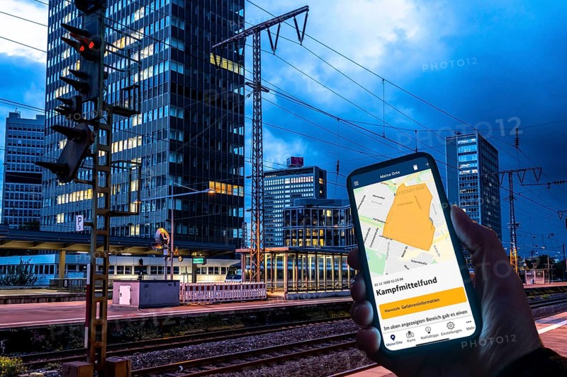 Symbolic image for NINA Warnapp, the Federal Office of Civil Protection and Disaster Assistance, warns the user of various dangers, disasters, storms, explosive ordnance, Essen, Germany, Europe