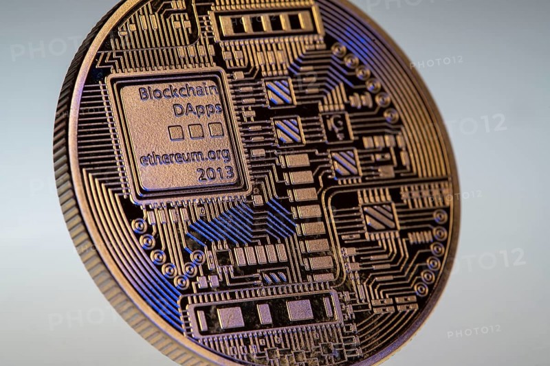 Ethereum, ETH, cryptocurrency, symbol coin, optical placeholder for the digital currency, blockchain, stock market prices