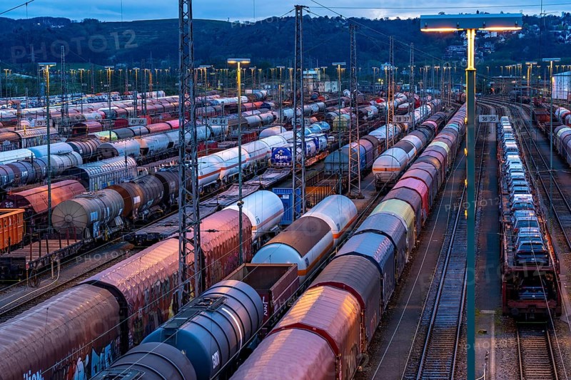 The Hagen-Vorhalle marshalling yard, one of the 9 largest in Germany, is located on the Wuppertal-Dortmund railway line and has 40 directional tracks on which goods trains are assembled, in the evening, North Rhine-Westphalia, Germany, Europe