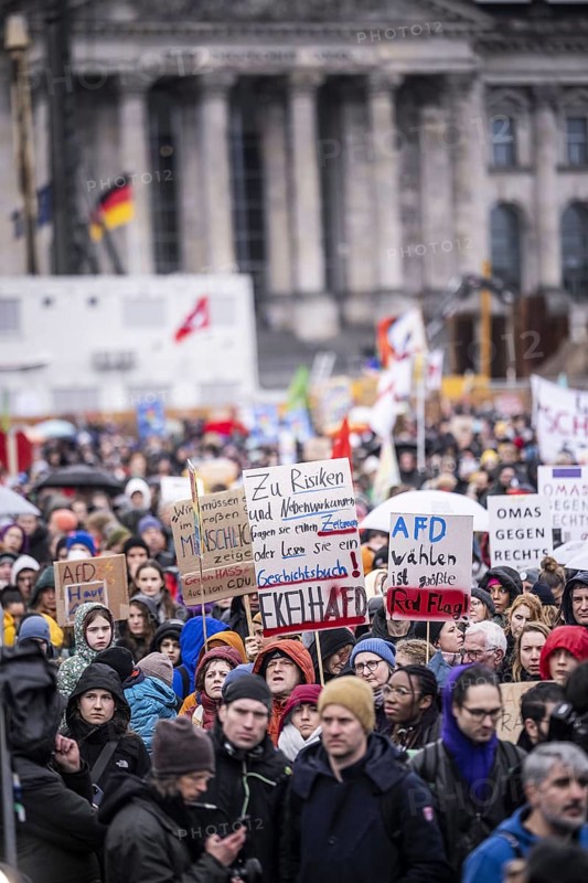 150, 000 people gather around the Bundestag in Berlin to build a human wall against the shift to the right in society. We are the firewall chanted demonstrators from a wide range of social groups. Recordings on 03.02.2024 in Berlin